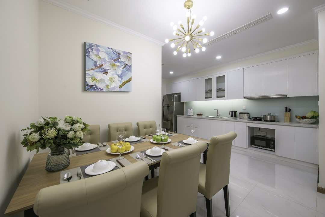 Bàn ăn và bếp