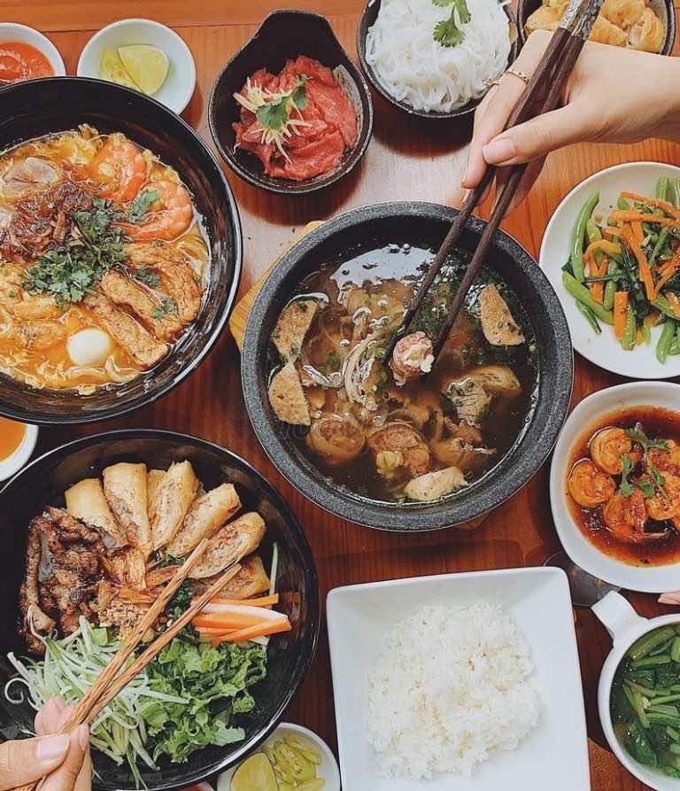 SAIGON Kitchen & Cafe
