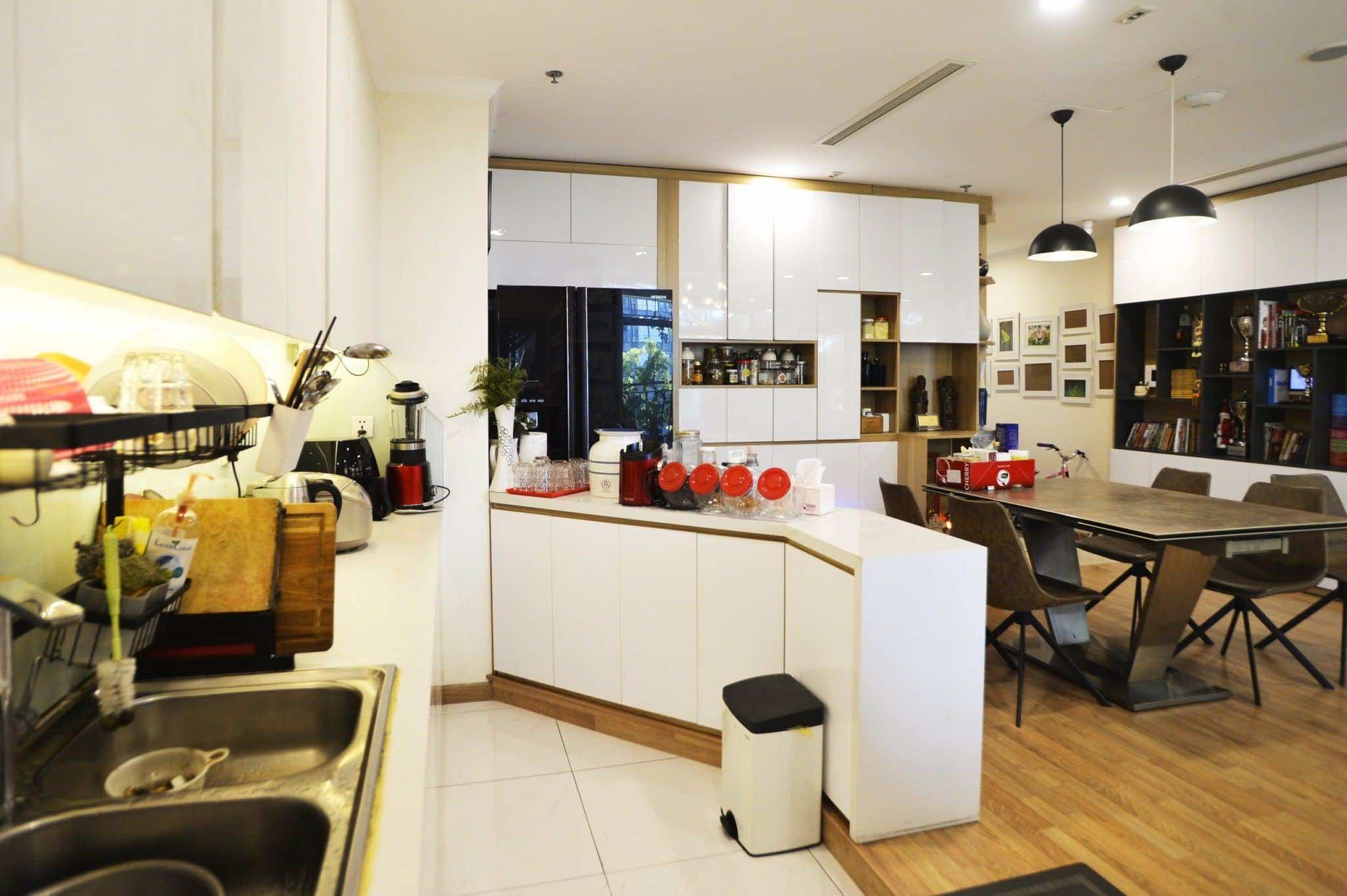 Đảo bếp căn 4 phòng ngủ Landmark 6