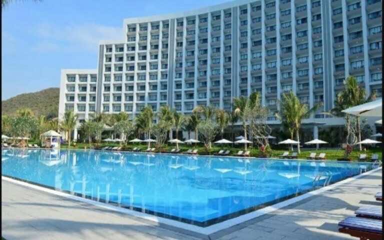 Căn hộ khách sạn cao cấp Vinhomes Heaven Bay làng Vân